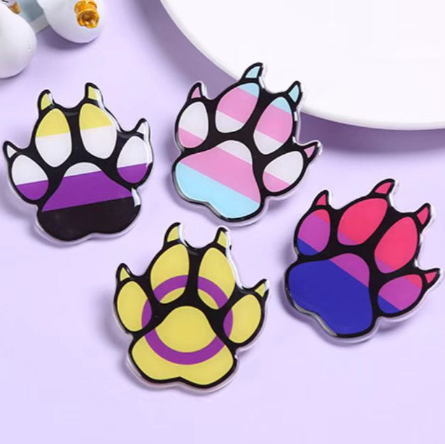 Custom acrylic brooch with logo, and favorite items, trendy accessory. The pins could be pinned on any suitable site.